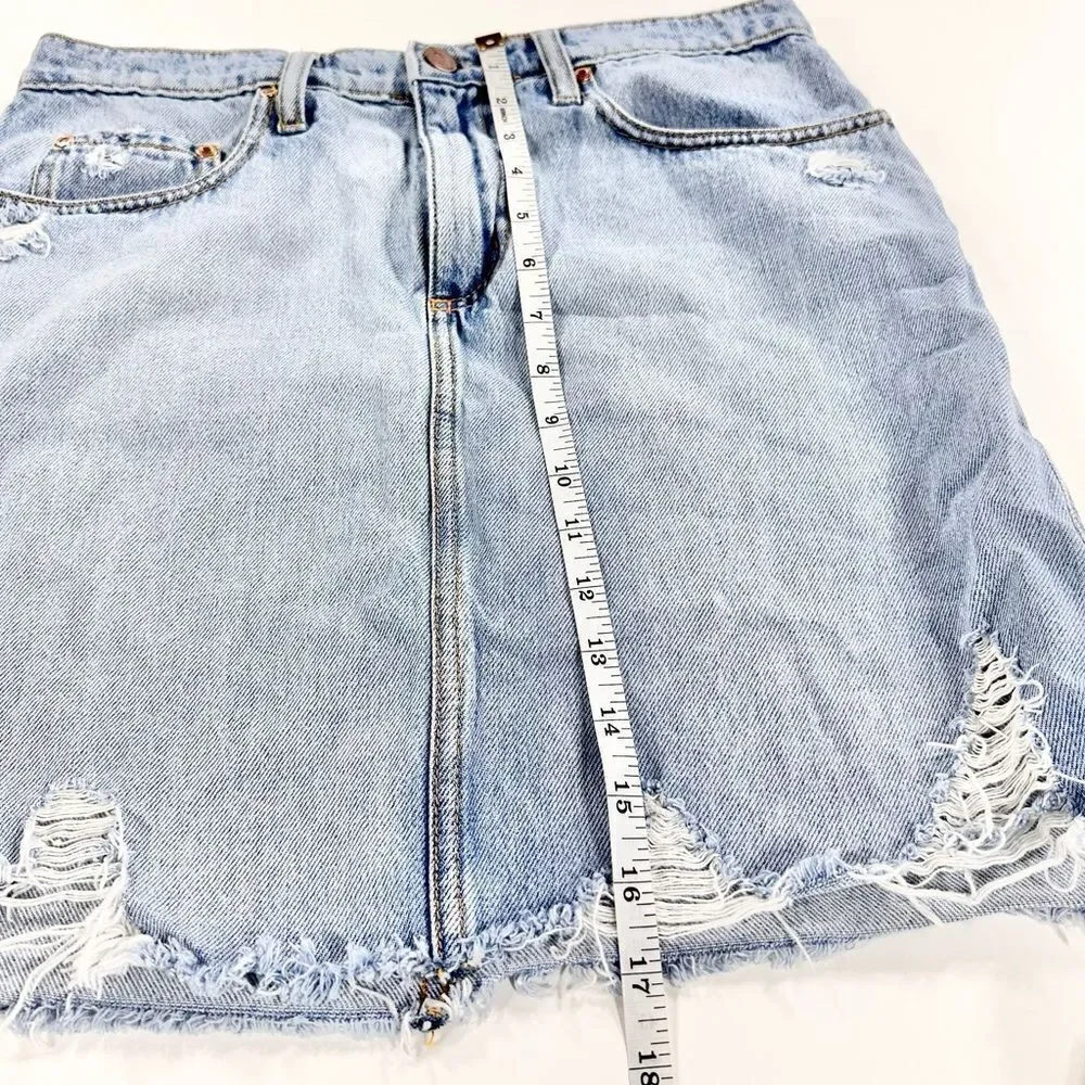 Nobody cut off jean skirt 28